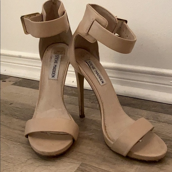 Steve Madden Nude Strappy Heels, size 7 - Picture 1 of 6
